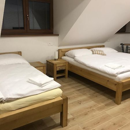 Penzion U Kostela Kuzelov Exteriör bild