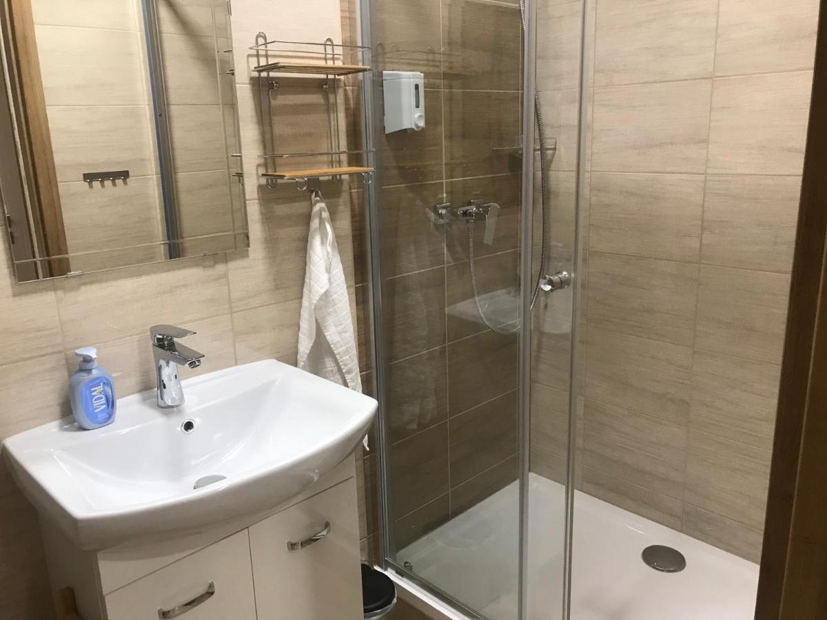 Penzion U Kostela Kuzelov Exteriör bild